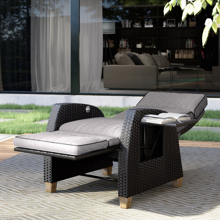 Comfortable patio discount chairs for elderly